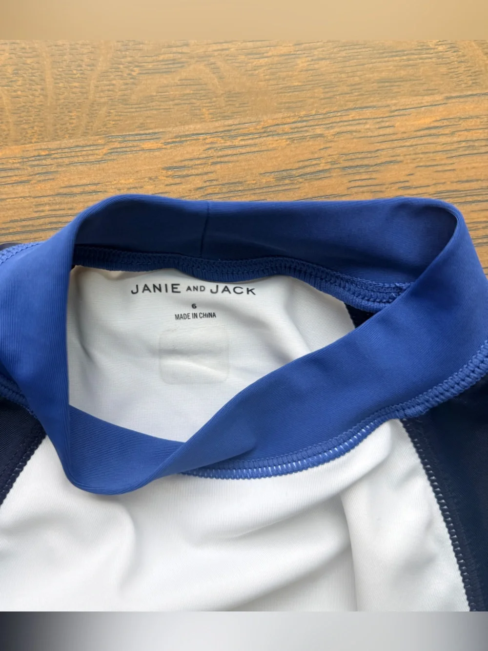 Janie and Jack Long-Sleeve Rash Guard - White & Navy size 6